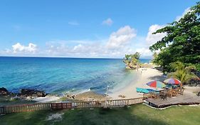 1Peace Beach Resort